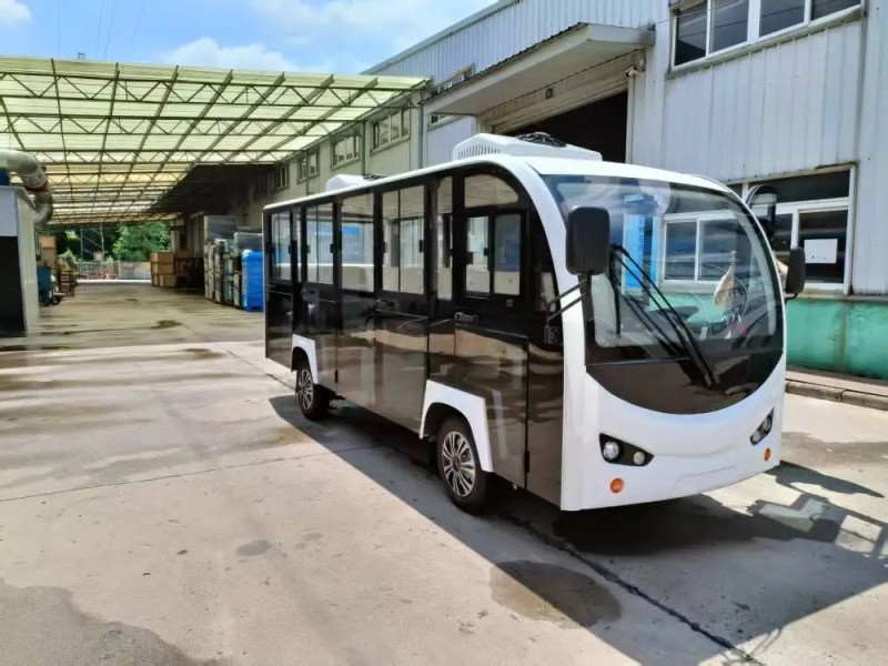 14座封闭式电动空调游览观光车